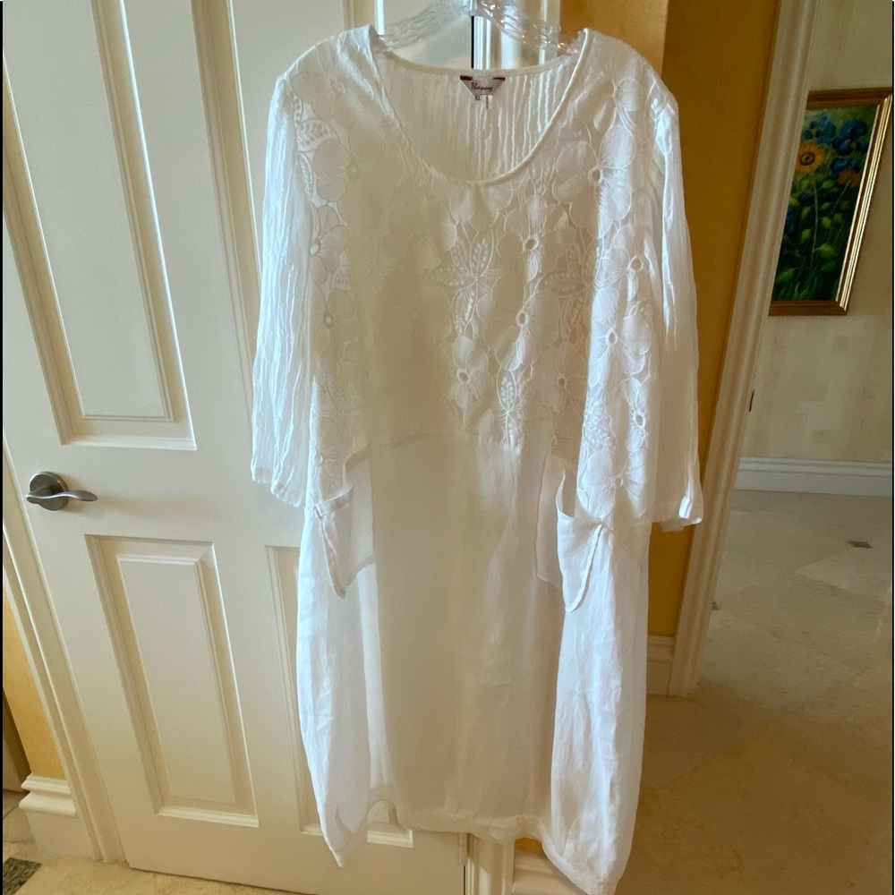 White 100% Linen midi summer dress,lace details